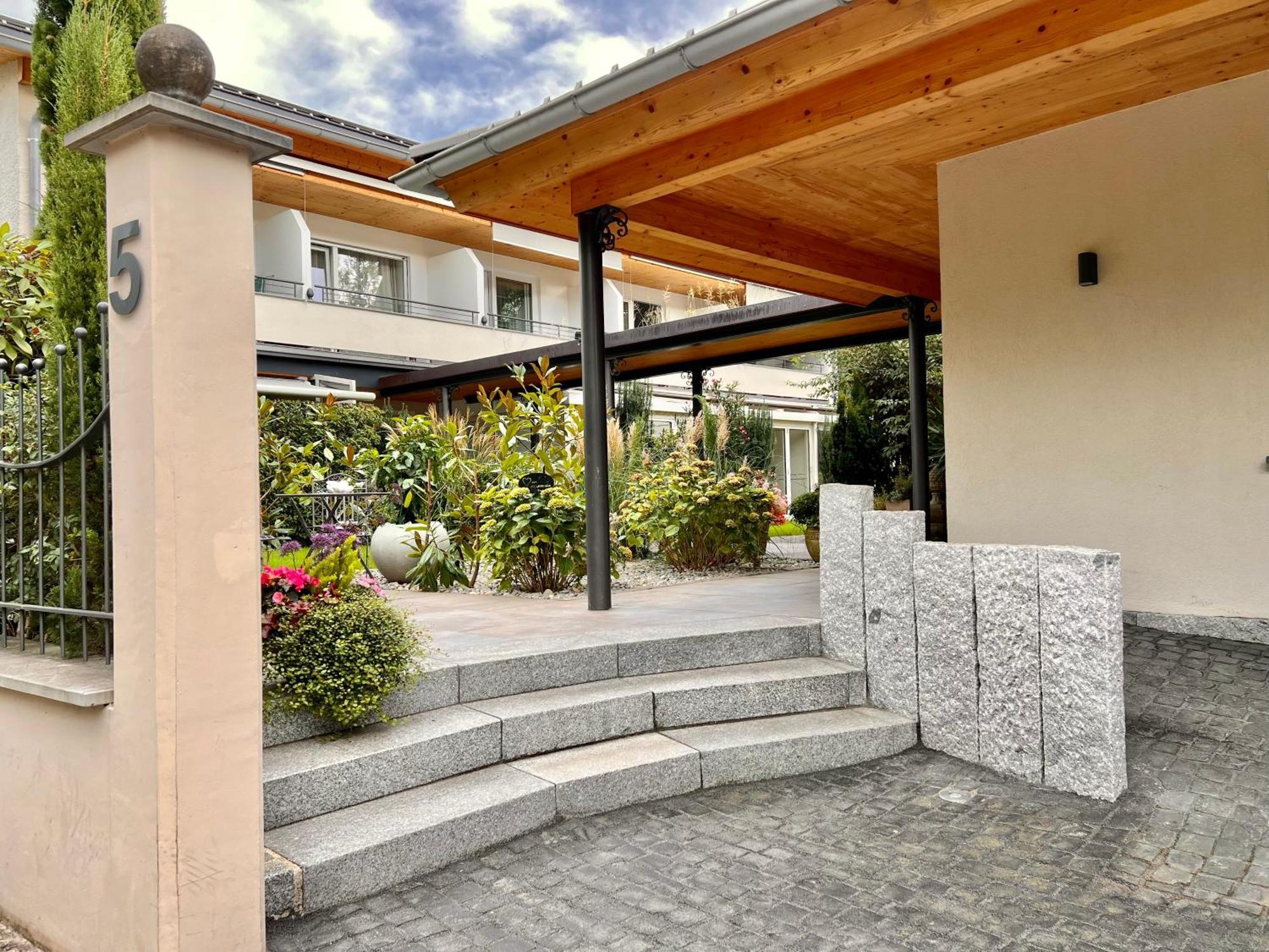 Adoris Appartements Im Lotzbeckpark Am See "Nachhaltiges Wohnen In Lindau" リンダウ エクステリア 写真